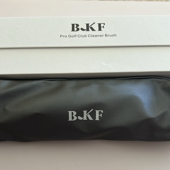 Golf Club Cleaner Brush Buit-in Anti-Leak Bottle & Case / BRAND NEW - Picture 8 of 12